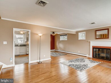 1615 Alston Rd, Towson, MD 21204 - photo 7