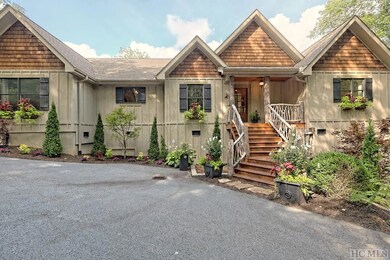 1034 E East Rochester Dr, Cashiers, NC 28717 - photo 3