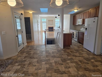 44609 Meadowcreek Ln unit 24, Canton, MI 48187 - photo 4