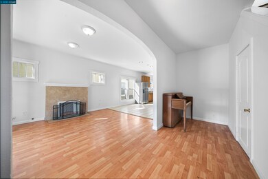 241 15th St, Richmond, CA 94801 - photo 4