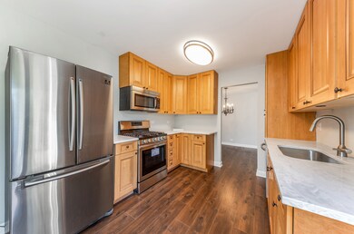 2148 Lancaster Cir unit 201A, Naperville, IL 60565 - photo 5