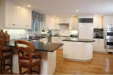 48 Westgate Rd, Wellesley Hills, MA 02481 - photo 4