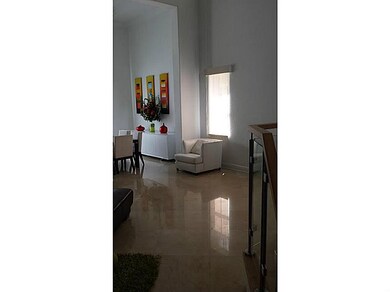 11352 NW 68th St, Doral, FL 33178 - photo 5