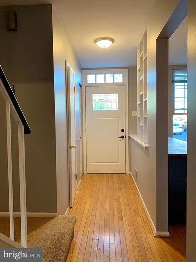 6534 Ducketts Ln, Elkridge, MD 21075 - photo 3