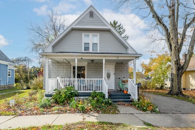 537 N Main St, Berrien Springs, MI 49103 - photo 2