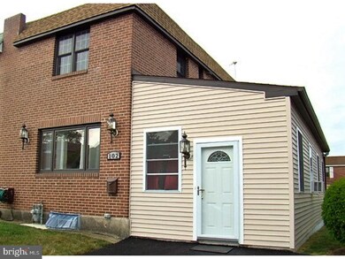 102 W Garrison Rd, Brookhaven, PA 19015 - photo 2