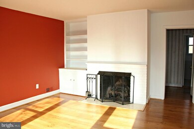 6514 Ivy Hill Dr, McLean, VA 22101 - photo 5