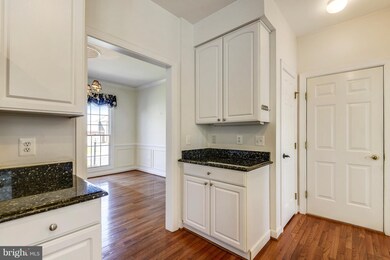 12812 Doe Ln, Gaithersburg, MD 20878 - photo 6