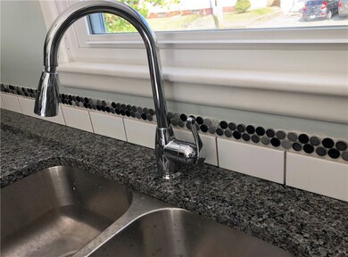 104 Clyde St, Pawtucket, RI 02860 - photo 7