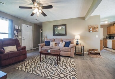 102 Stonefield Cir, Shelbyville, TN 37160 - photo 2