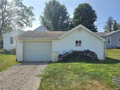 1326 S 15th St, Coshocton, OH 43812 - photo 4