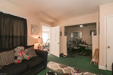 5200 Lee Rd, Maple Heights, OH 44137 - photo 6