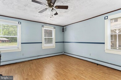 140 W Main St, Cecilton, MD 21913 - photo 5