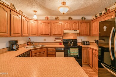 409EBrandonDr_00032