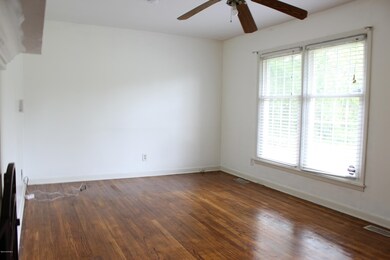 817 Littlejohn Ave, Jacksonville, NC 28546 - photo 4