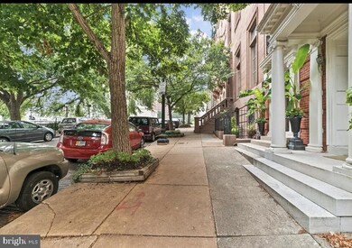 14 E Mount Vernon Place unit 18, Baltimore, MD 21202 - photo 2