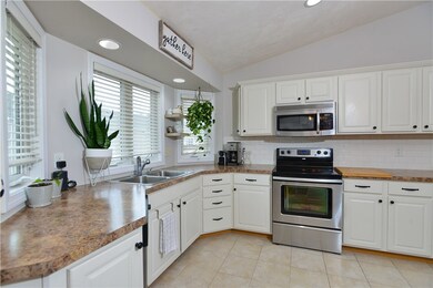 123 Whiting St, Cranston, RI 02920 - photo 6