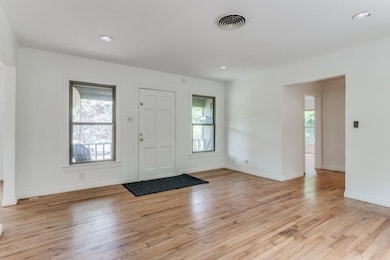 3449 Oak Creek Cir, Dallas, TX 75227 - photo 5