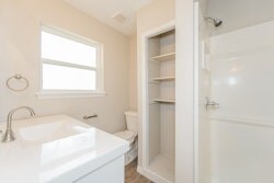 19188 Oakdale Ct, Magnolia, TX 77355 - photo 2