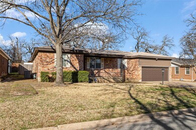1045 Reed St, Hurst, TX 76053 - photo 2
