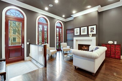 3454 N Marshfield Ave, Chicago, IL 60657 - photo 3