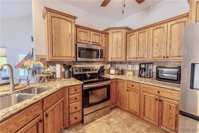 109 Retreat Cove, Roach, MO 65787 - photo 6