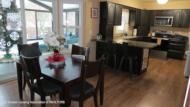 2327 W Taft Rd, Saint Johns, MI 48879 - photo 6