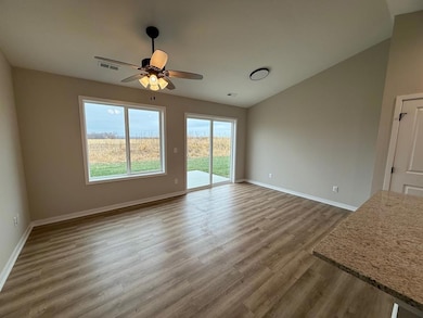 407 W Madison St, Winterset, IA 50273 - photo 5