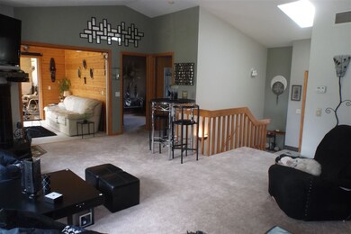 121 Village View Ct, Oregon, WI 53575 - photo 5