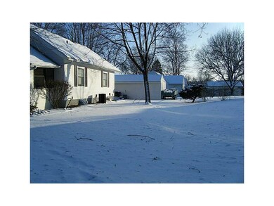 2101 Johnson Ave NW, Cedar Rapids, IA 52405 - photo 5
