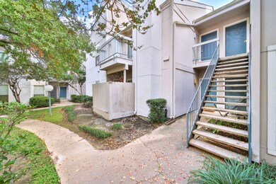 7900 N Stadium Dr unit 86, Houston, TX 77030 - photo 2