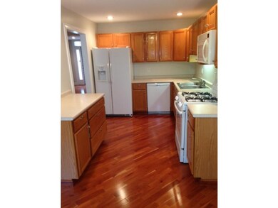 3 Plum Ln, Newmarket, NH 03857 - photo 4