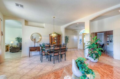 Living Room (7)