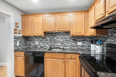 4 Tara Dr unit 11, Weymouth, MA 02188 - photo 4