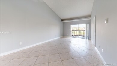 615 SW 113th Way unit 14, Pembroke Pines, FL 33025 - photo 7