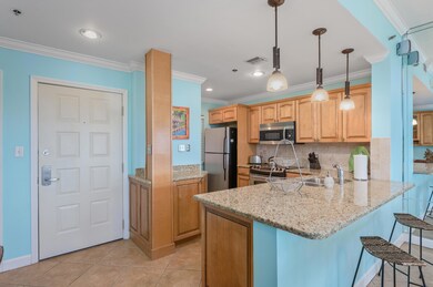 Topsl Beach Manor 213-02