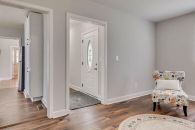 522 Martin Ln, Augusta, GA 30909 - photo 3