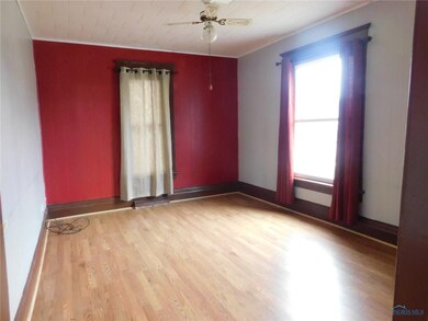 13x11 living room