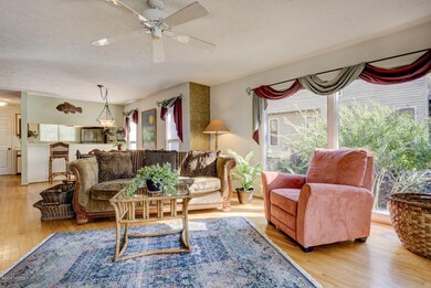 330 Goose Neck Rd W Rocky-large-007-005-