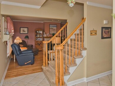 002_FOYER