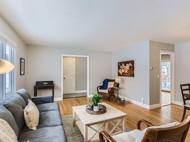 14921 Belvoir Dr, Minnetonka, MN 55345 - photo 7