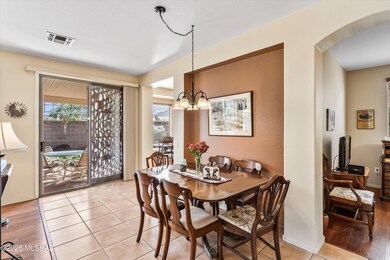 05-Dining Area