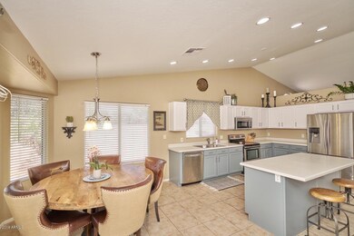 Breakfast Nook-Kitchen