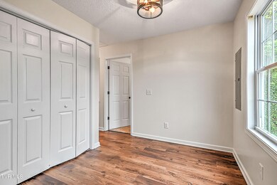 710 E Locust St, Johnson City, TN 37601 - photo 4