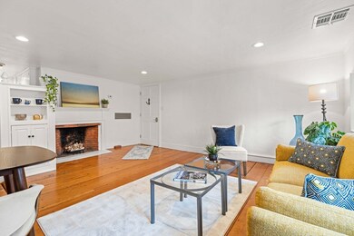 218 Washington St unit 5, Marblehead, MA 01945 - photo 4