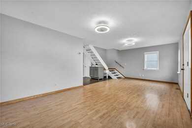 2013 W 19th St, Cleveland, OH 44113 - photo 4