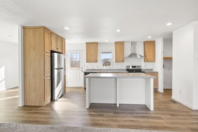 8-web-or-mls-53019-w-century-rd