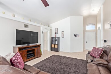 653 W Naranja Ave, Mesa, AZ 85210 - photo 4