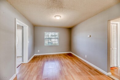 7262 Ridgeway Rd N, Jacksonville, FL 32244 - photo 7