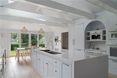 124 Harrison Ave, Newport, RI 02840 - photo 5